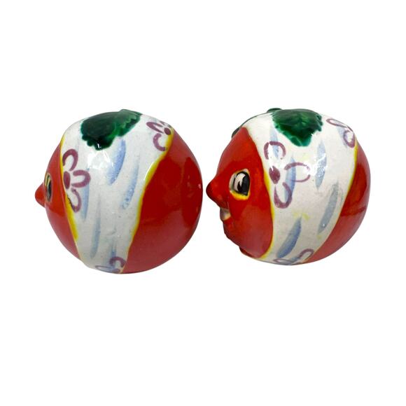 Vintage Anthropomorphic TOMATOES 2 3/4" Salt and Pepper Shakers‎  Japan - Picture 4 of 9